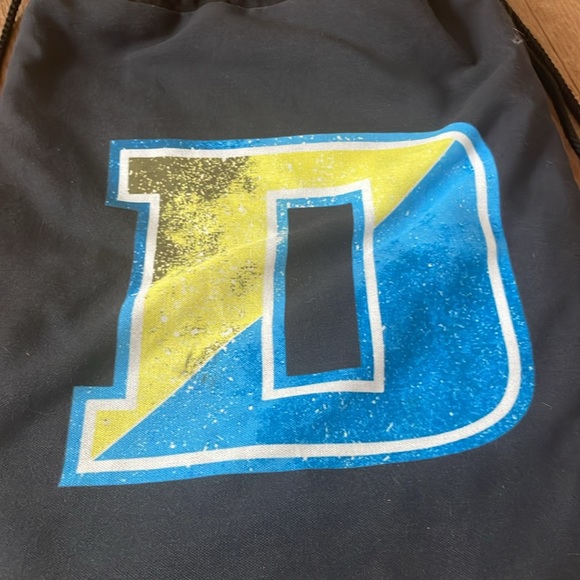 University of Delaware drawstring bag - Picture 2 of 5